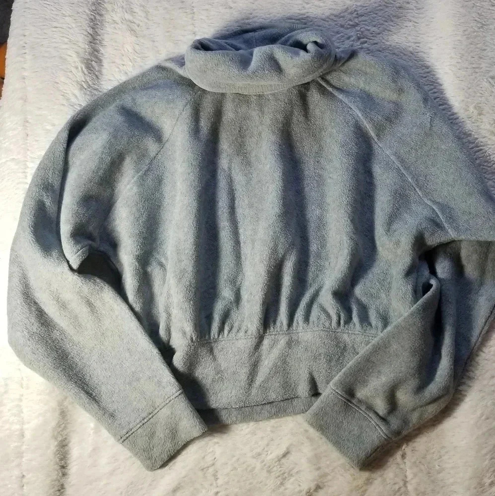 Girls 14/16 Old Navy active fleece top